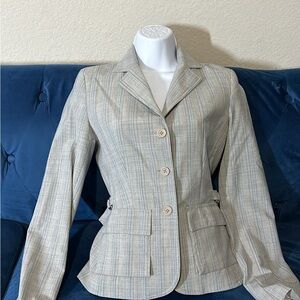 Express Gray Blazer Tailored for Versatile Elegance